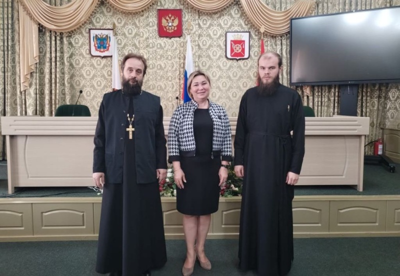 Во дворце культуры пос. Каменоломни состоялось совещание по организации X юбилейного открытого епархиального фестиваля православной культуры и творчества «Пасха красная 2024»