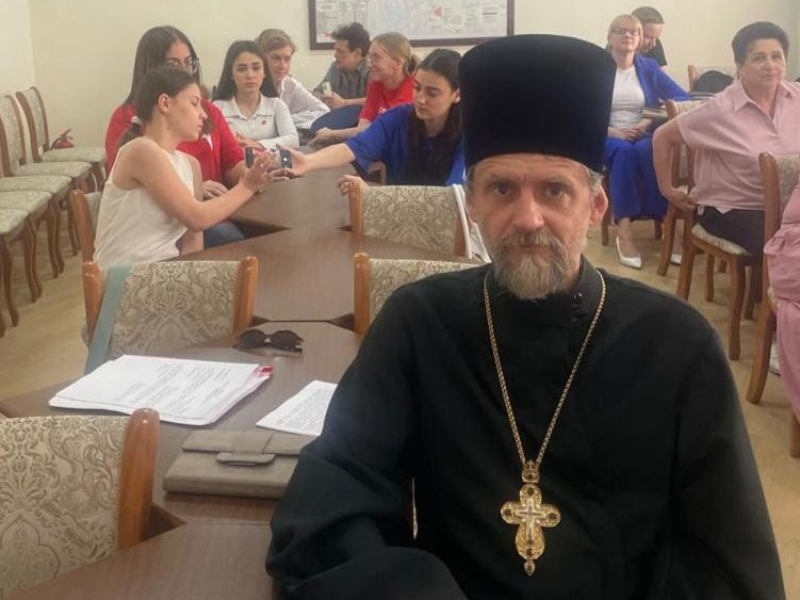 Заместитель благочинного приходов Нижнедонского округа протоиерей Андрей Поздняков принял участие в заседании антинаркотической комиссии Ростовской области 