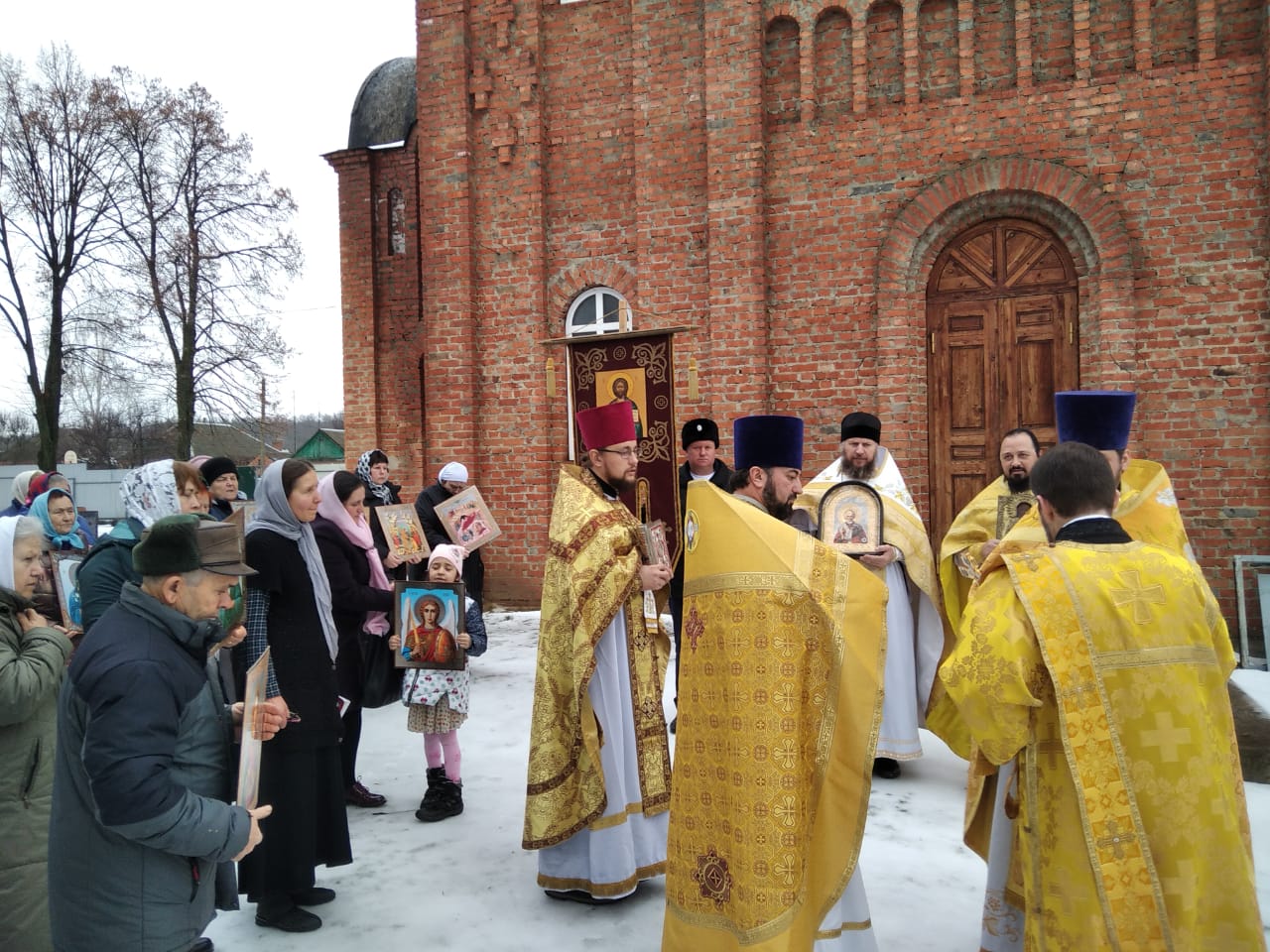 Престольный праздник в Никольском храме слободы Кашары | Шахтинская епархия  | Донская митрополия