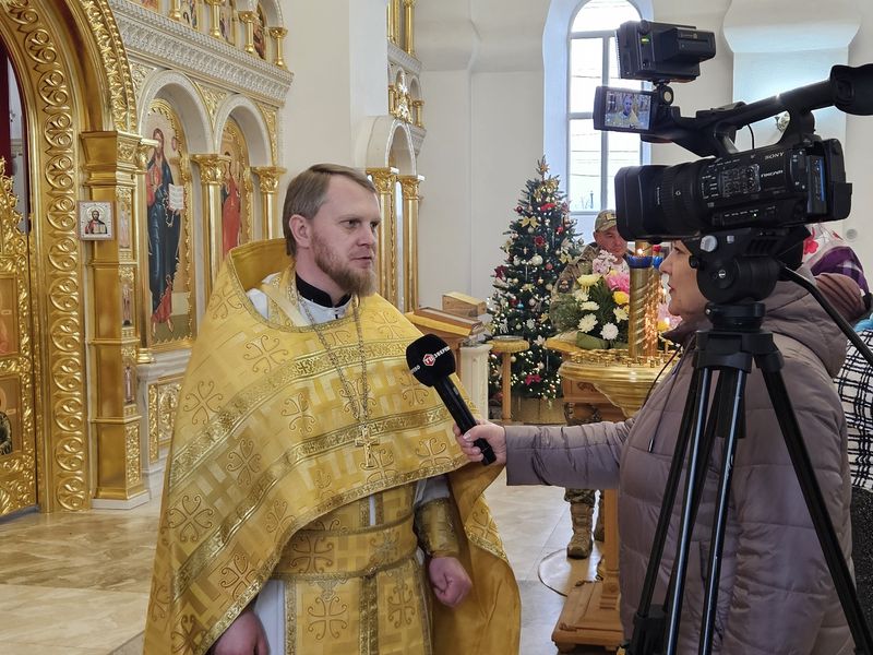 Благочинный Зверево-Никольского округа рассказал зрителям программы «Духовный маяк» о христианских праздниках