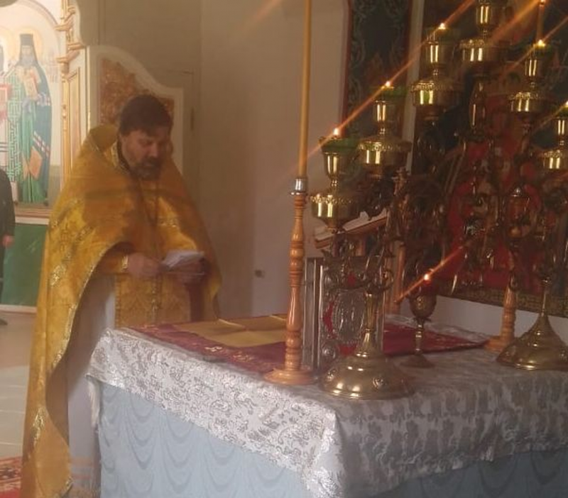 В храме великомученика Пантелеимона на территории ИТУ № 20 г. Шахты состоялась Божественная литургия