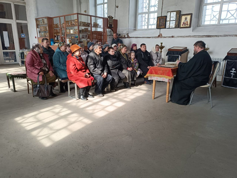 В Покровском храме станицы Кривянской прошло мероприятие, приуроченное ко Дню Православной Книги