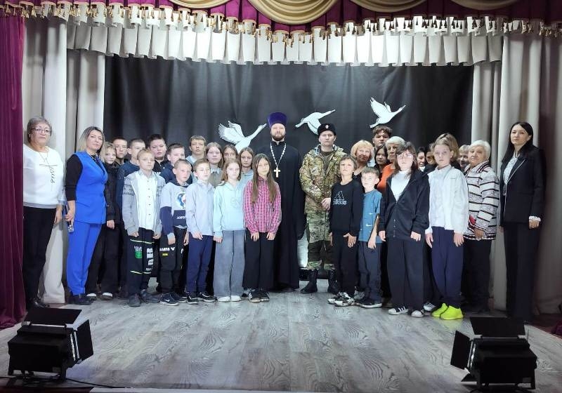 В Гуковском клубе прошел вечер памяти «Казаков слава боевая»