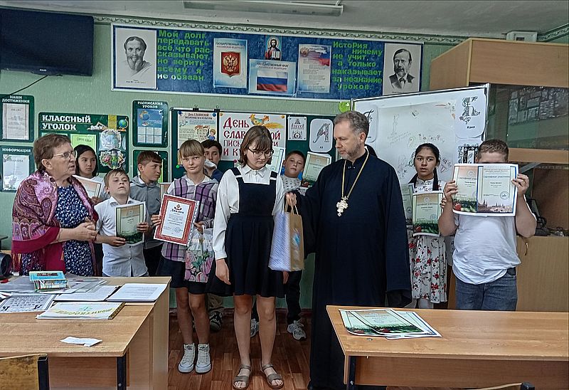 День славянской письменности и культуры прошел в основной школе хутора Усьмана