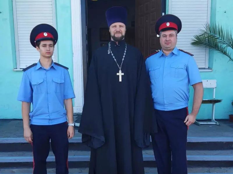 Казак без веры — не казак: встреча со священником прошла в Гуково