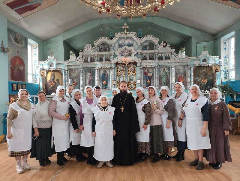 В храме Архистратига Михаила поселка Каменоломни состоялось итоговое собрание сестёр милосердия Марфо-Мариинского сестричества