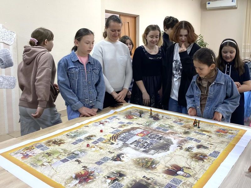 В Шахтах прошла квест-игра «Небесный щит Земли Русской» для молодёжи