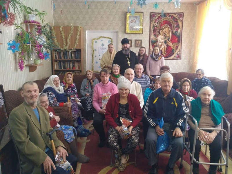 Иерей Георгий Русинов посетил Центр реабилитации лиц пожилого возраста и инвалидов