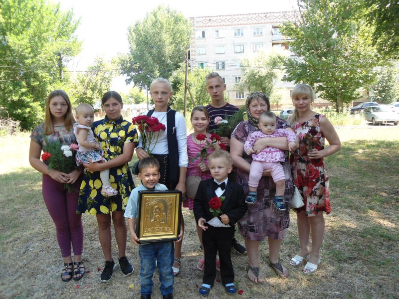 В воскресной школе «Радость» при храме Почаевской иконы Божией Матери города Каменск-Шахтинский прошло занятие на тему «Что такое Благодать?»