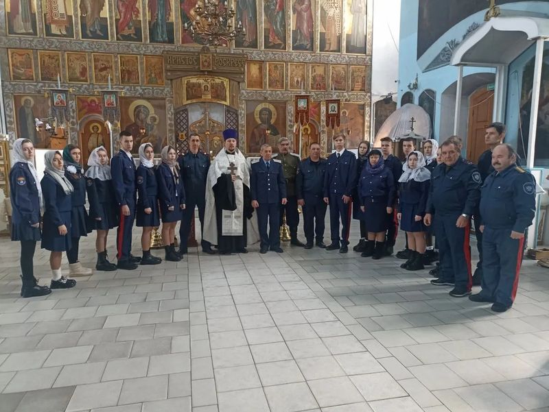 Панихида по жертвам геноцида казачества в станице Вешенской