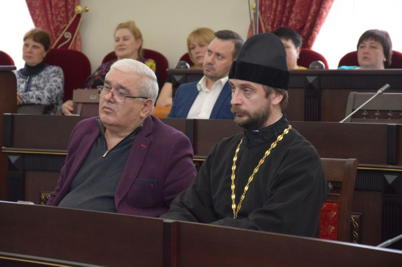Шахтинские общественники обсудили внесение поправок в Конституцию РФ