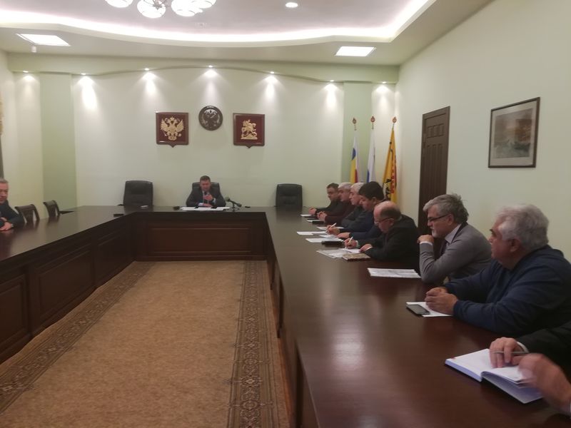 Духовенство епархии приняло участие в совета лидеров национальных диаспор города Шахты