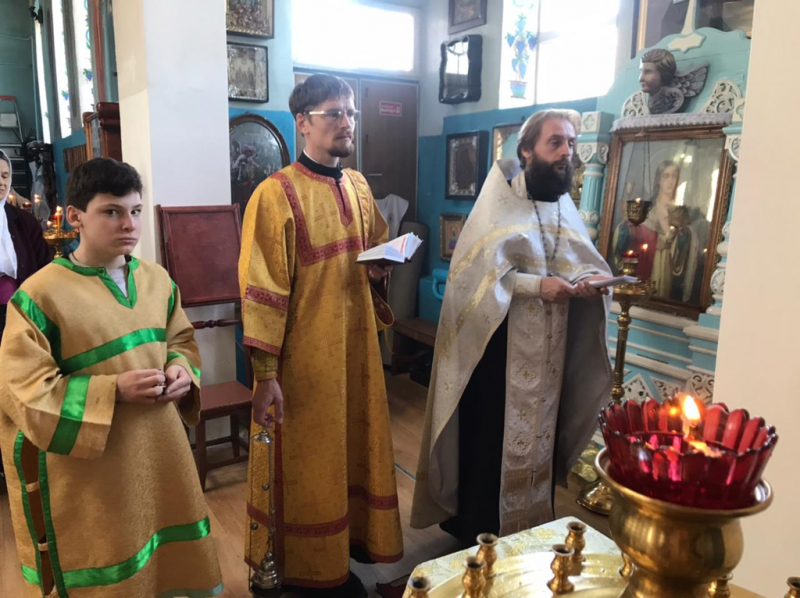 В храме Архистратига Михаила молитвенно почтили память безвинно убиенных в годину безбожного лихолетия