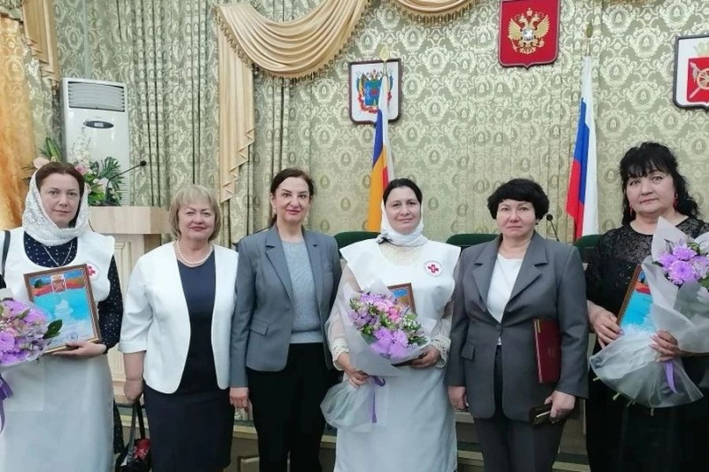 День местного самоуправления в Октябрьском районе: праздник душевной теплоты и награждение сестёр милосердия