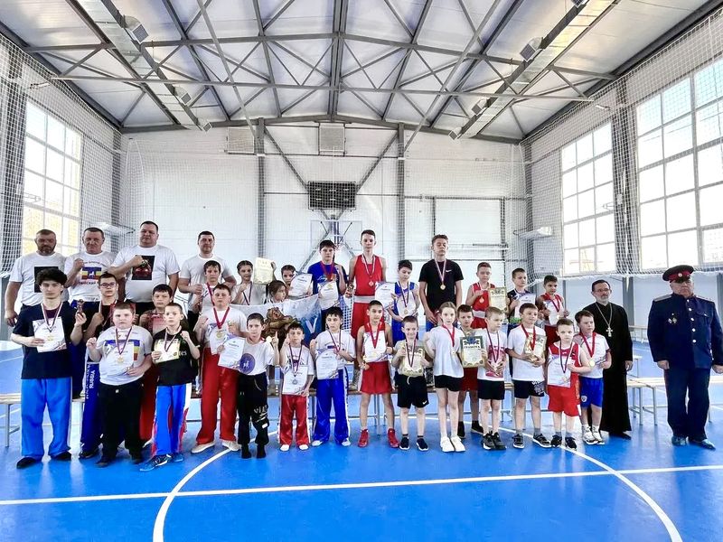 Благословение юных спортсменов в станице Каргинской 