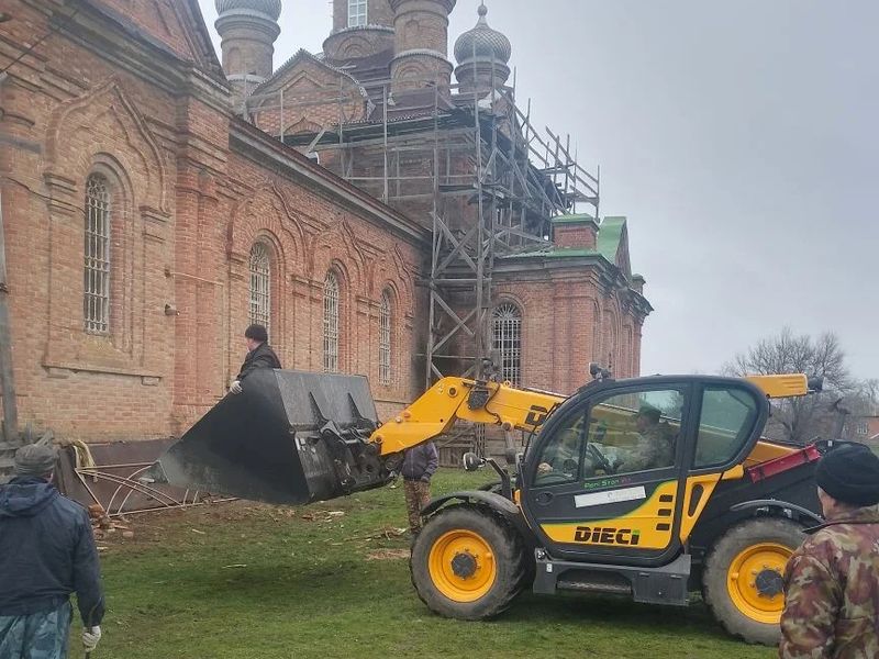 В Позднеевке храм Архангела Михаила снова открыл свой облик