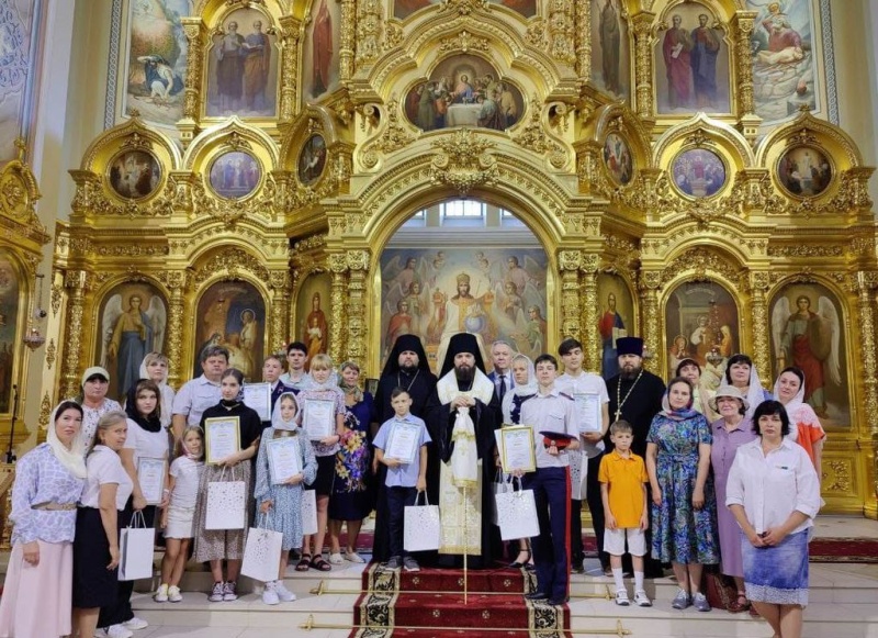 В Ростовской епархии состоялось торжественное награждение победителей конкурса «Времен связующая нить»