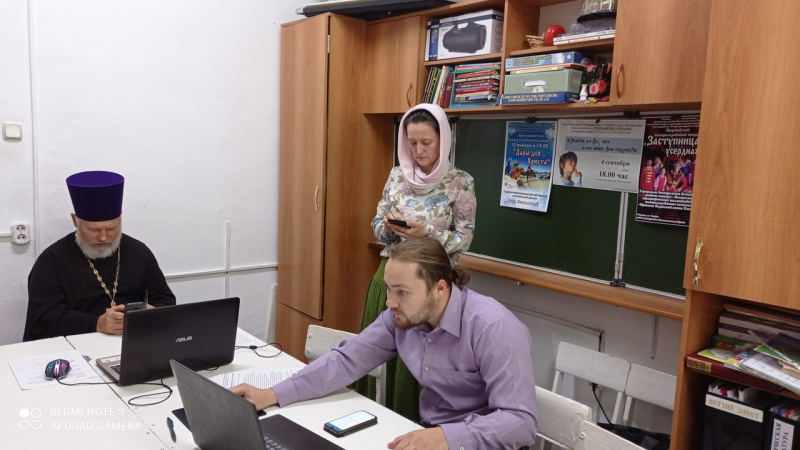 При храме вмч. Пантелеимона г. Гуково состоялась пресс-конференция по проекту прихода, реализуемого при поддержке Фонда президентских грантов «Учебный театр «Воскресение»