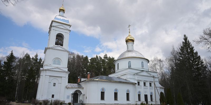 О «КОСМИЧЕСКОМ ХРАМЕ» АПОСТОЛА АНДРЕЯ В НОВОСЕЛОВО И ЕГО СОЗДАТЕЛЯХ