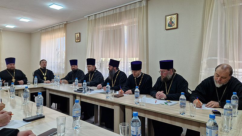 Заседание Координационного совета Шахтинской епархии прошло в Духовно-просветительском центре 