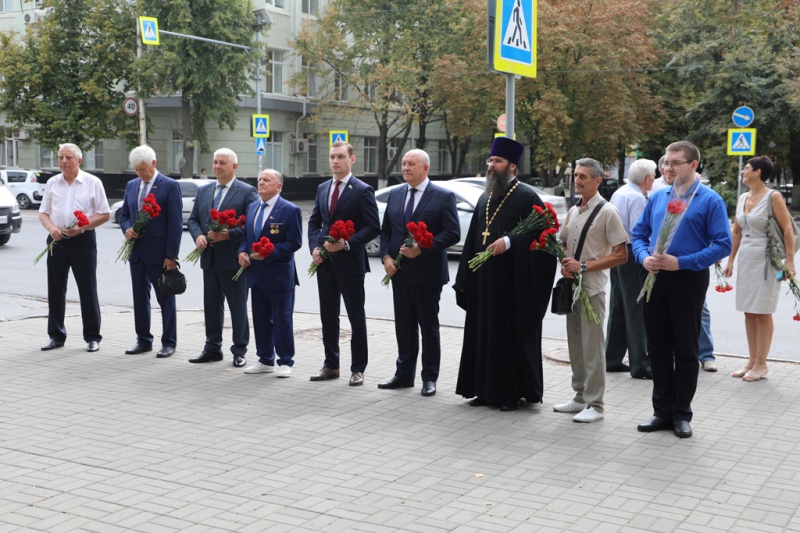 Благочинный Александровск-Грушевского округа принял участие в мероприятиях ко Дню города Шахты