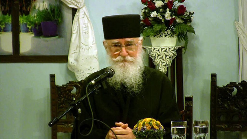 «ОДИН МОНАХ НА АФОНЕ УВИДЕЛ ДЬЯВОЛА...»