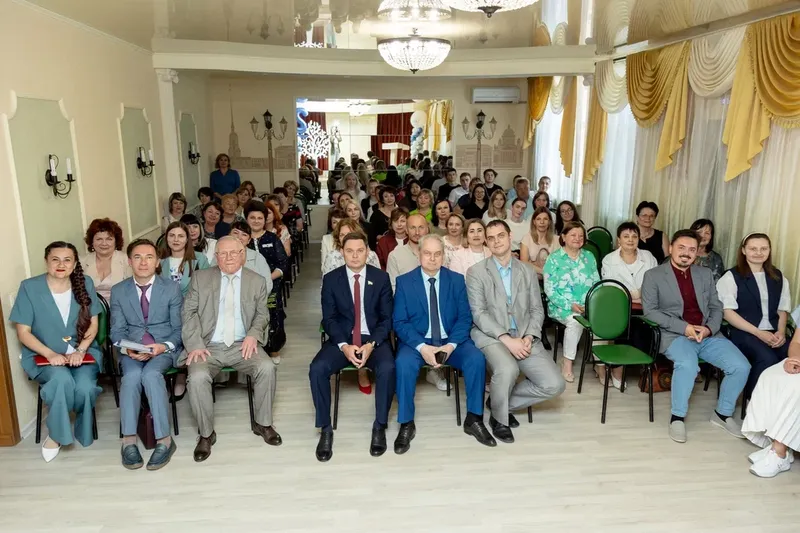 25 лет развития и достижений филиала ЮФУ отметили в Новошахтинске