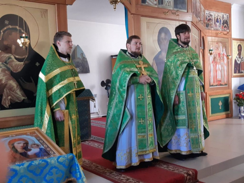 В городе Донецке в храме святой блаженной Матроны Московской отметили 6 лет открытия прихода