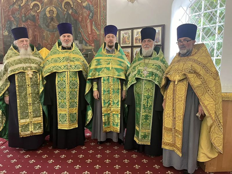 Соборное богослужение в храме Архистратига Михаила станицы Вешенской