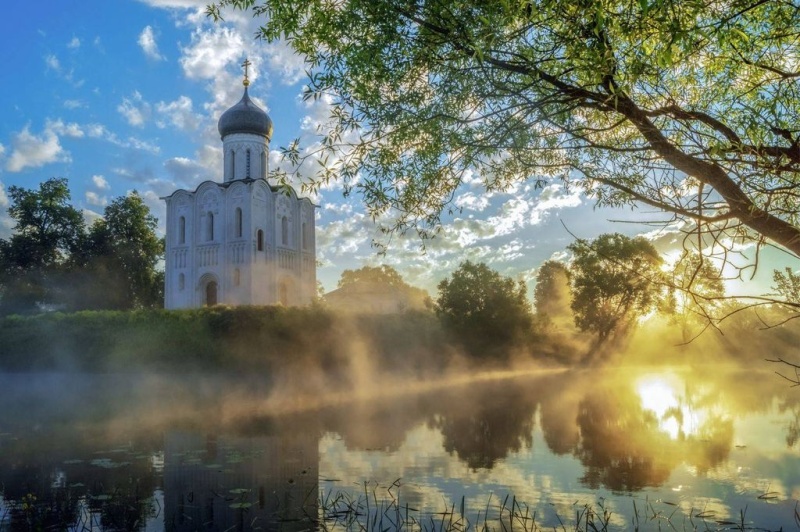С 22 по 29 марта состоится паломническая поездка по маршруту Дивеево – Муром – Владимир – Боголюбово – Москва – Оптина Пустынь – Задонск
