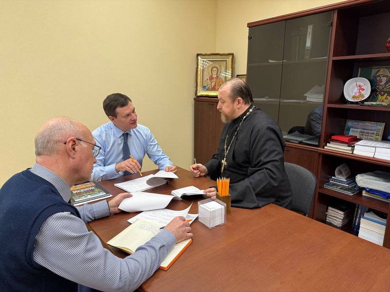 Встреча руководителя епархиального отдела по взаимодействию с казачеством с руководством областного департамента