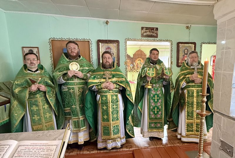 Престольный праздник в молитвенном доме в честь преподобного Серафима Саровского хутора Александровского отметили соборным богослужением