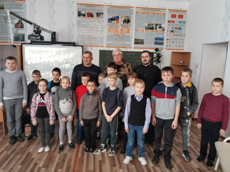 Иерей Владимир Осяк принял участие в мероприятии в честь Дня освобождения Новошахтинска от немецко-фашистских захватчиков «Память, ты хранишь истории страницы»