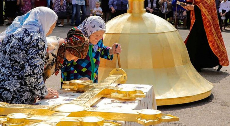 НЕ СТОИТ СЕЛО БЕЗ ПРАВЕДНИЦЫ