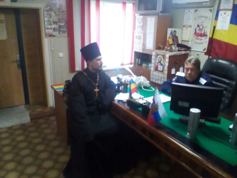 Выполнение рекомендаций Синодального отдела по взаимодействию с казачеством обсудили иерей Иоанн Трофимов и атаман станичного казачьего общества «Власово-Аюта»