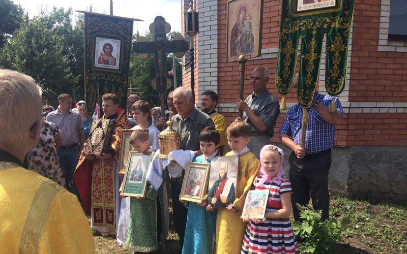Державный храм города Донецка отметил престольный праздник малого придела, освящённого в честь святых Царственных Страстотерпцев