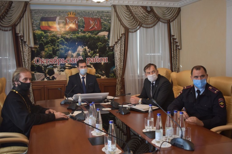 Протоиерей Сергий Яценко принял участие в совместном расширенном заседании Консультационного совета по межэтническим отношениям при Губернаторе Ростовской области и рабочей группы антитеррористической комиссии Ростовской области