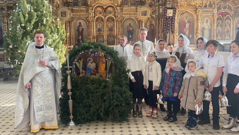 Рождество Христово встретили в Донецком Успенском архиерейском подворье