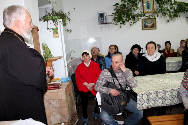 В воскресной школе храма великомученика Пантелеимона г. Гуково прошло общешкольное родительское собрание