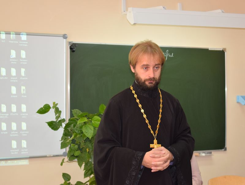 Акция «Александро-Невская ленточка» под девизом «Будь достойным памяти великих предков» прошла в школе п.Новозарянский.
