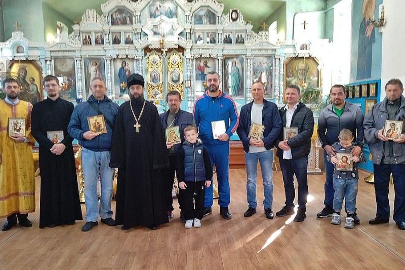 В храме Архистратига Михаила отметили День отца