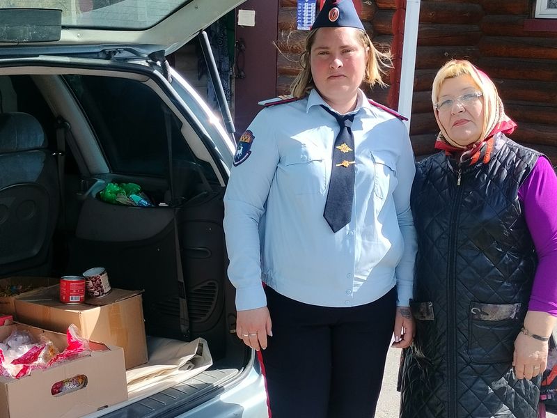 Прихожане храмов Сулинского благочиния передали пасхальные поздравления и угощения бойцам СВО