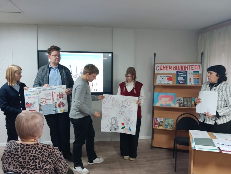 В Донецке состоялся городской слёт волонтёрских отрядов «Милосердие»