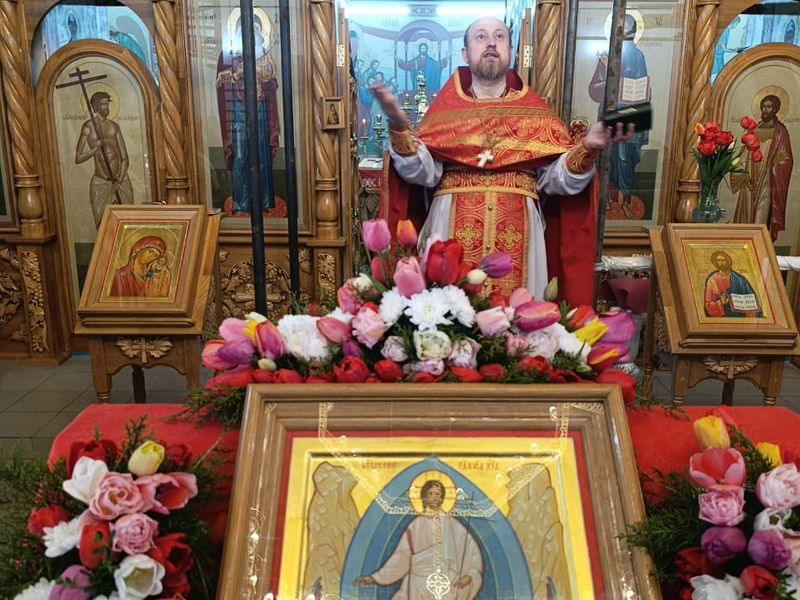 Поздравление протоиерея Романа Амплеева со страниц газеты «Знамя Шахтера»