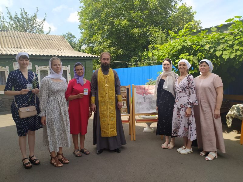 В храме Архистратига Михаила прошли праздничные мероприятия, посвящённые Дню семьи любви и верности​