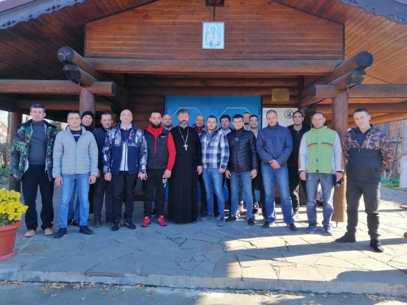 Паломническим отделом Шахтинской епархии была организована поездка для воспитанников  реабилитационного центра хут. Маркин