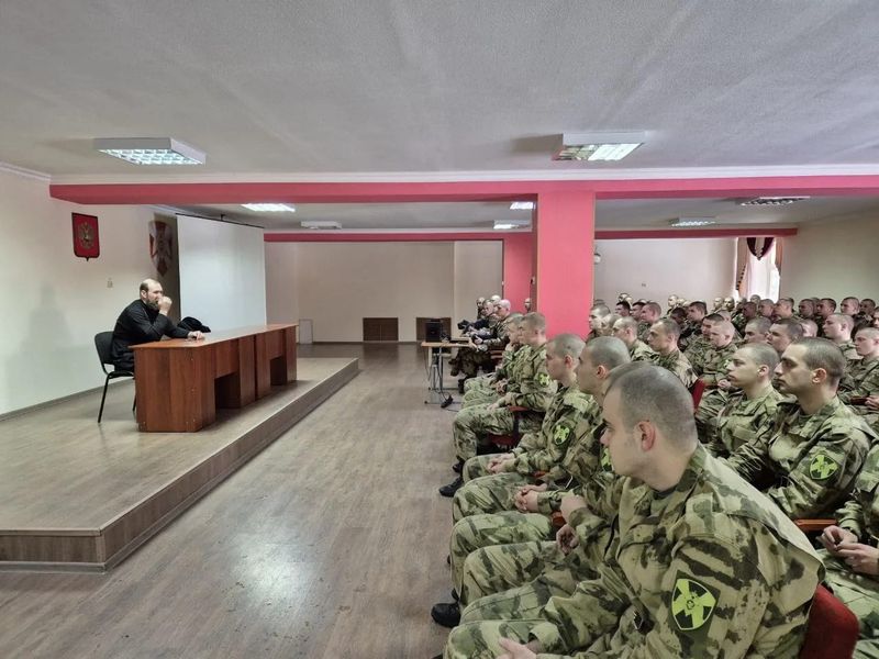 Беседа о нравственности и дисциплине в Войсковой Части 3033 города Шахты