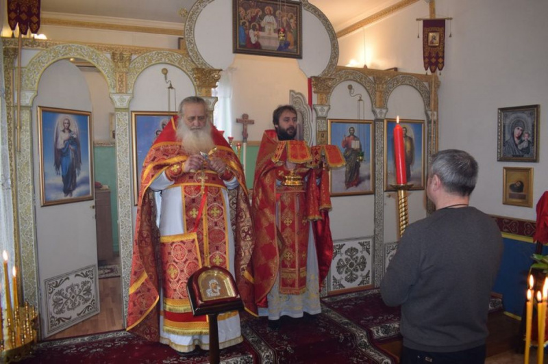 Престольный праздник в храме святой мученицы Татианы пос. Персиановский отметили соборным богослужением