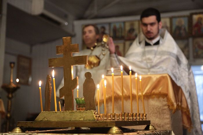 НЕСЕРЬЕЗНЫЙ МАЛЬЧИК