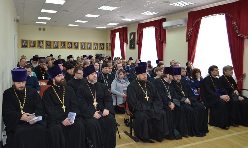 Духовенство и казаки Шахтинской епархии приняли участие в научно-практической конференции «Неоязычество в России: история, настоящее, перспективы» в Ростове-на-Дону